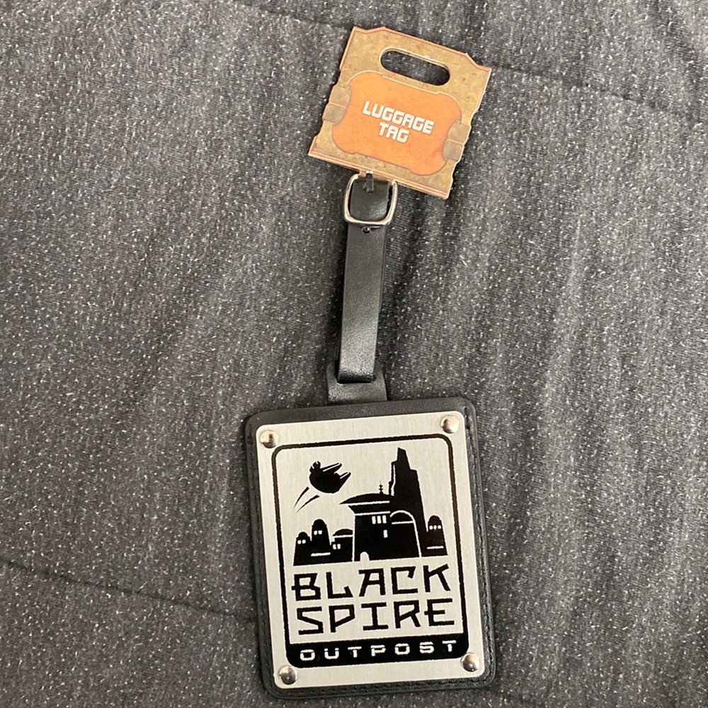 NWT Disney Star Wars Galaxy’s Edge luggage tag